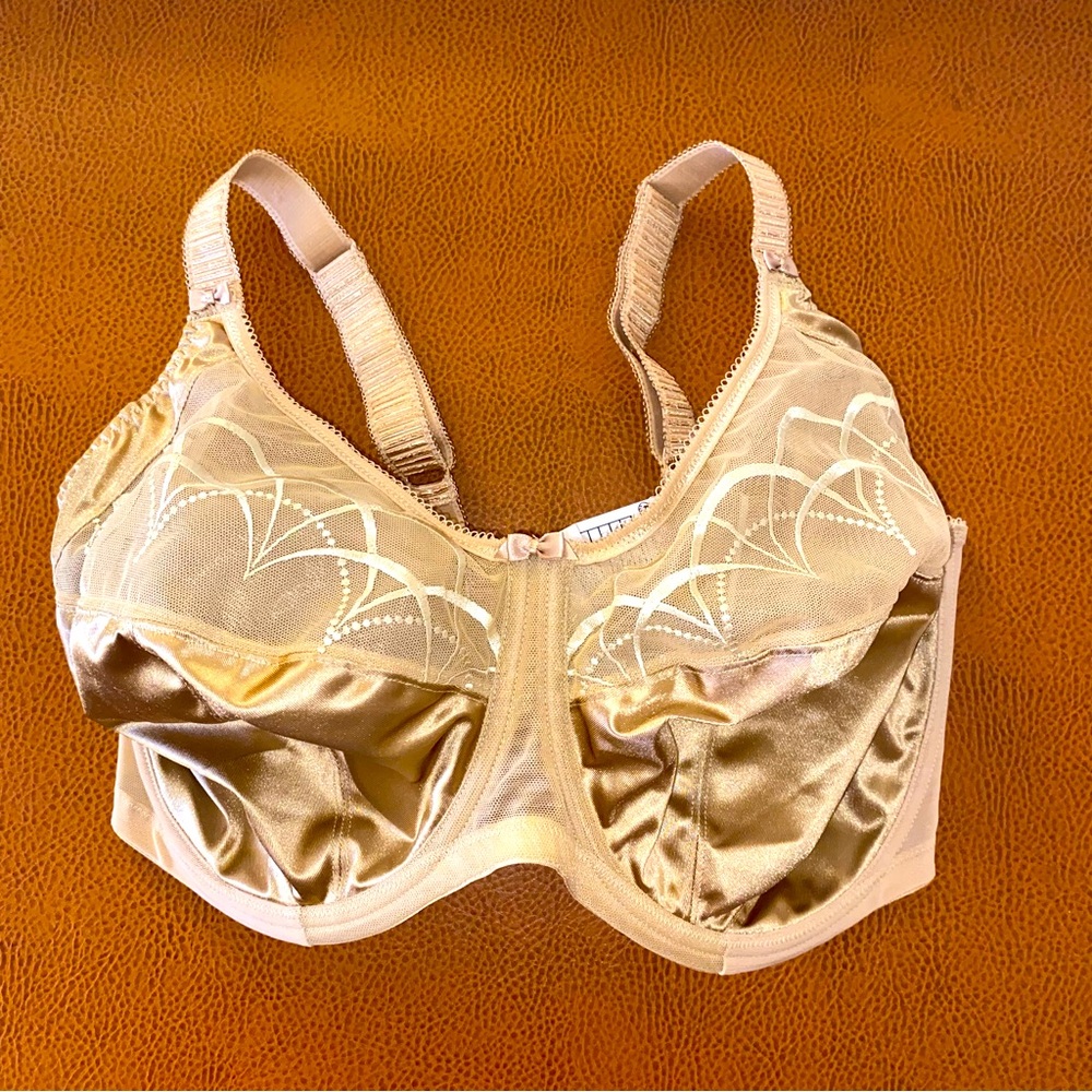 Elomi Cate Lace EUC Shiny Golden 36H Demi Lace Golden Embroidered Bra 36DDDDD
